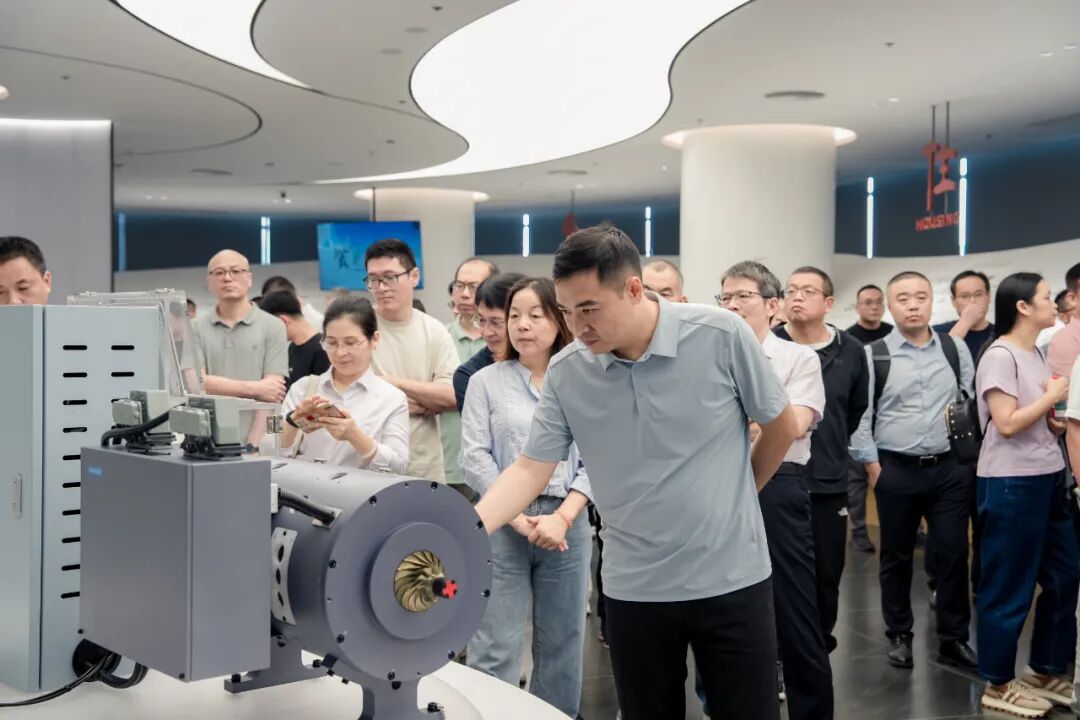 68fad1031e80c.jpg 50377acfcae0d1f329c290d83cda9b08.jpg