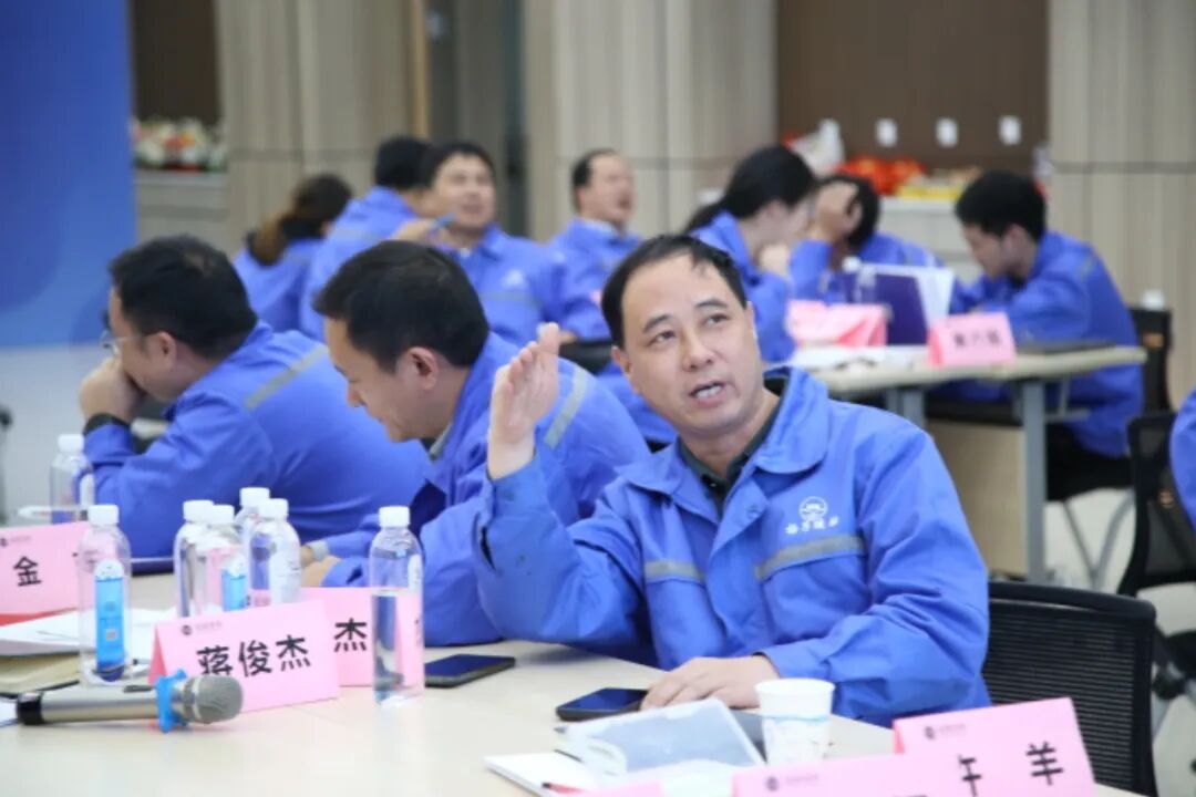 690d9b5baaa4e.jpg c7a066cc998ec85d5bbaf2748712d89c.jpg